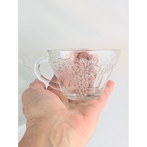 Vtg 1960s Clear Glass Snack Sandwich Set for Four Anchor Hocking Grapes Tea Set - Picture 4 of 10